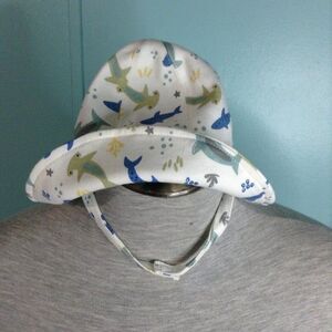 baby summer hat chick pes 12-24M with chinstrap bucket hat